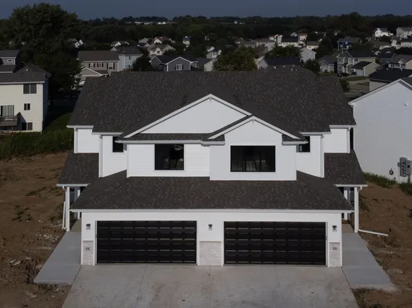 7000 Lake Hill Dr Unit 76, Des Moines, IA 50320