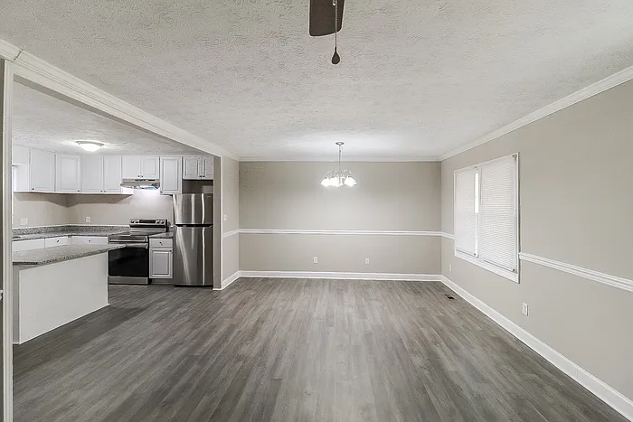 218 Hillcrest Dr — Photo 7