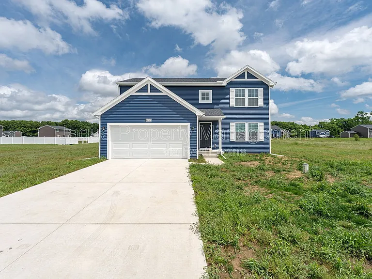 48265 Silver Oaks W — Photo 1