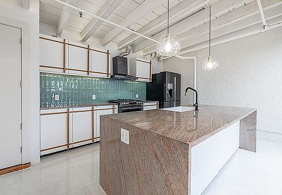 5th image of 350 Manhattan Ave APT 3B