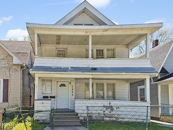 2nd image of 1455 Chester St