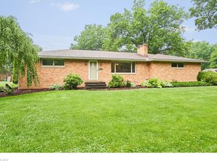 2944 Chamberlain Rd, Akron, OH 44333