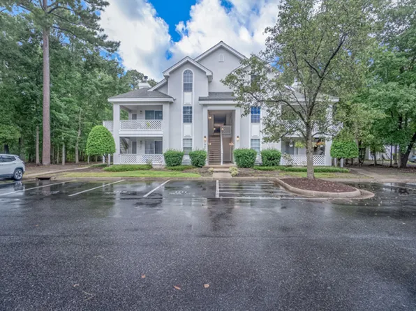704 Inlet Quay APT I, Chesapeake, VA 23320