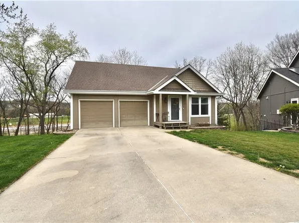 6204 N Coventry Ave, Kansas City, MO 64151