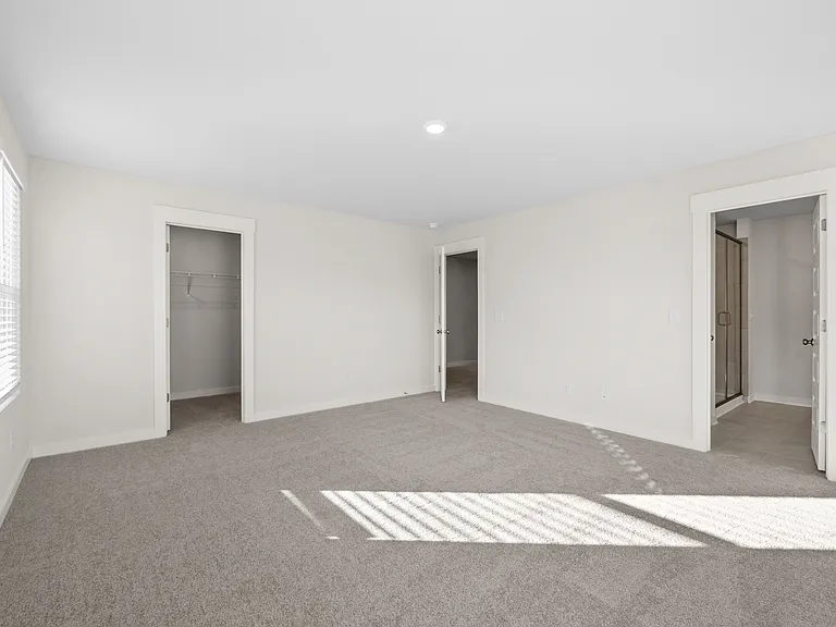 887 Bur Oak Ct — Photo 39