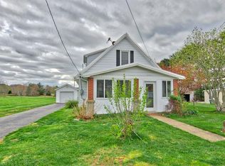415 Miller St SE, Christiansburg, VA 24073