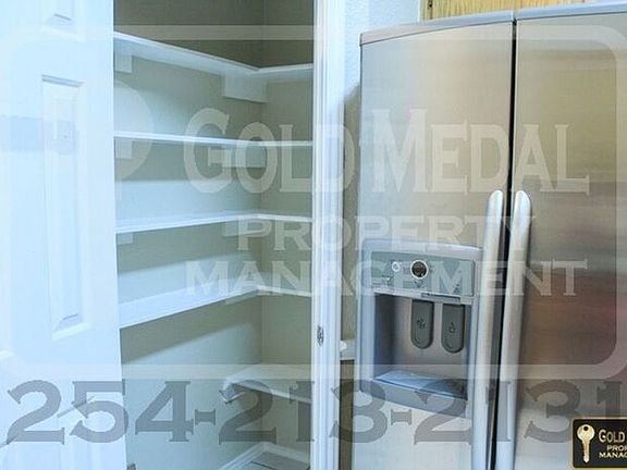 5th image of 602 Arapaho Dr