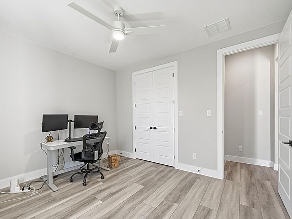 5th image of 7733 Indian Ridge Trl