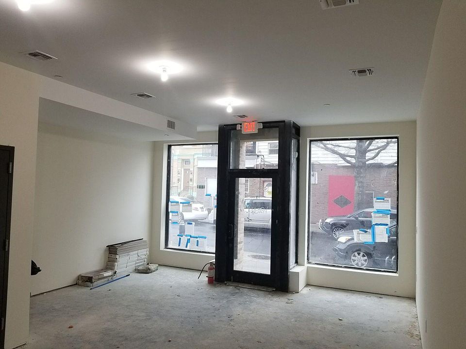 2nd image of 1801 Amethyst St