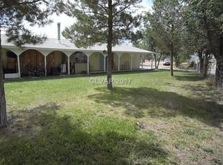 9561 Homestead Rd, Pahrump, NV 89061