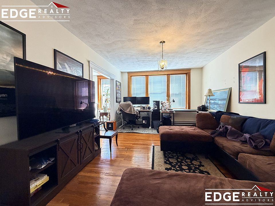 1st image of 22 Wallingford Rd Unit 3