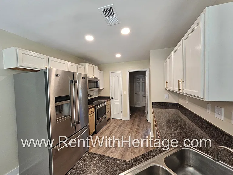 182 Saddleridge Dr — Photo 10