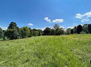 1333 Flippin Rd, Mount Airy, NC 27030