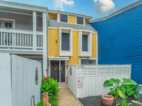 2304 Keel Ct, Willis, TX 77318