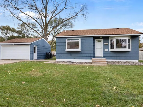 5630 6th St NE, Fridley, MN 55432
