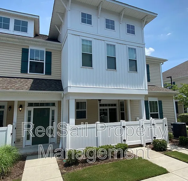 1008 Celia Ct — Photo 1