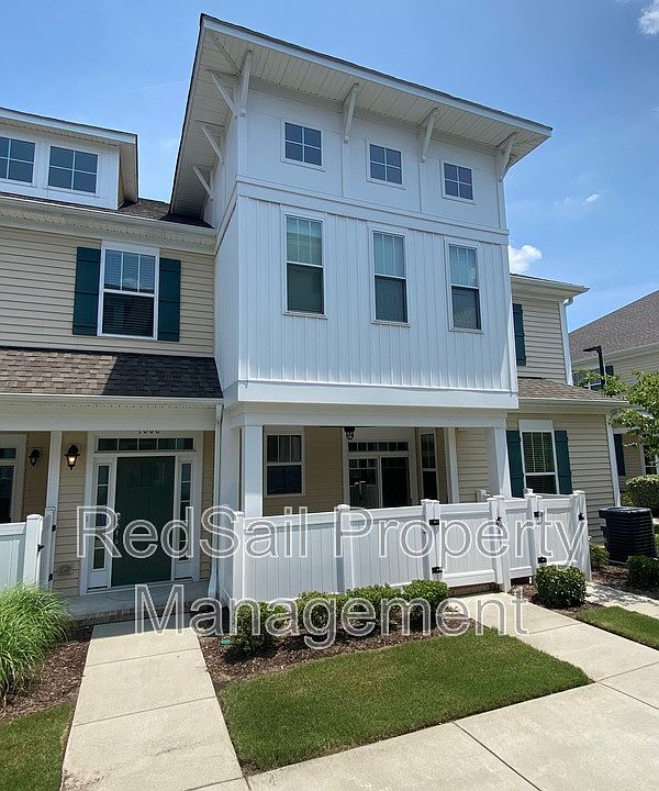 1st image of 1008 Celia Ct