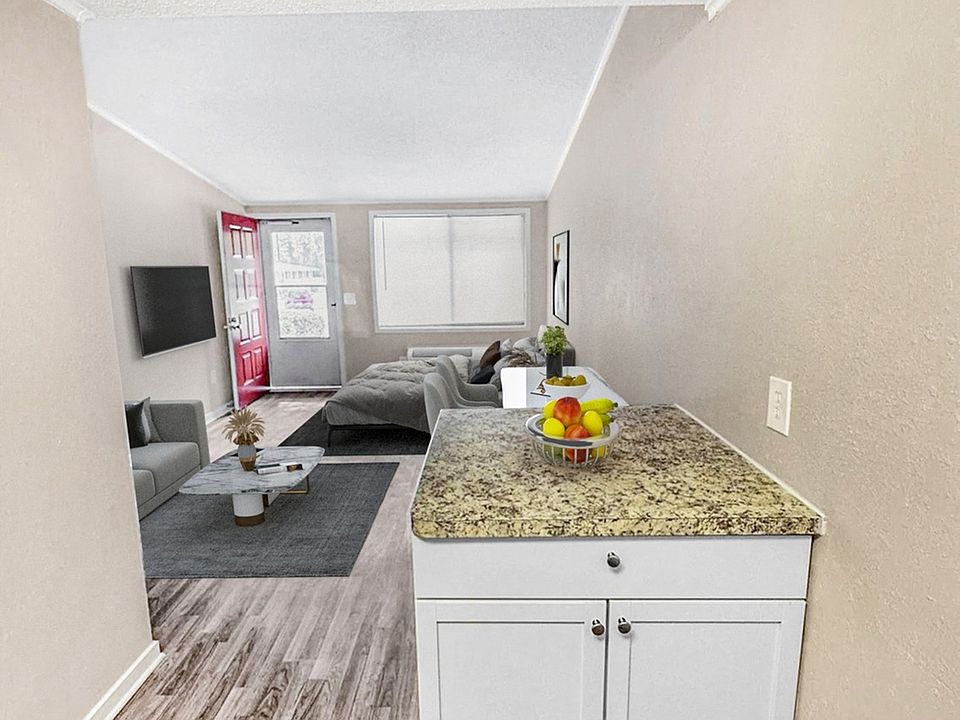 Thoughtfully designed with comfort and practicality in mind, this studio offers everything you need.