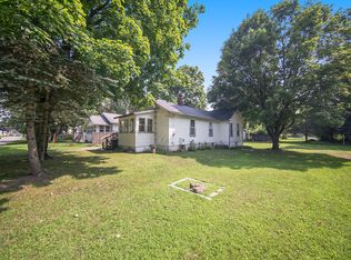 2405 Crest Ave, Jackson, MI 49203