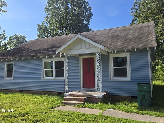 2nd image of 102 W 26th Ave #7
