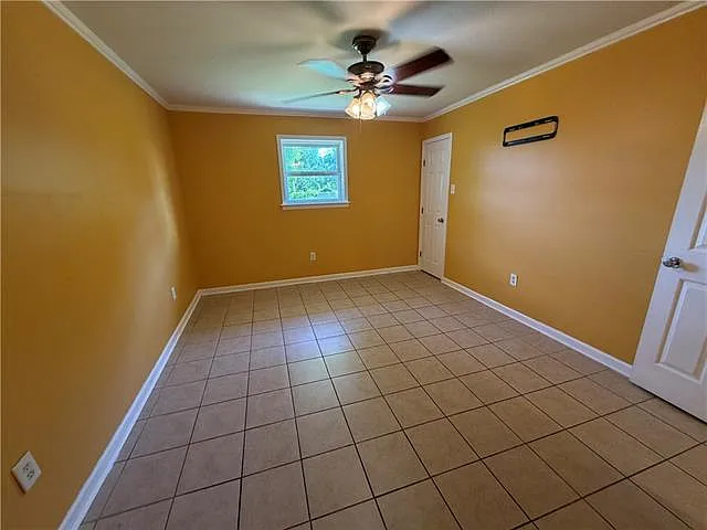 511 E Genie St — Photo 11