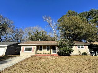 206 Crestwood Dr, Summerville, SC 29483