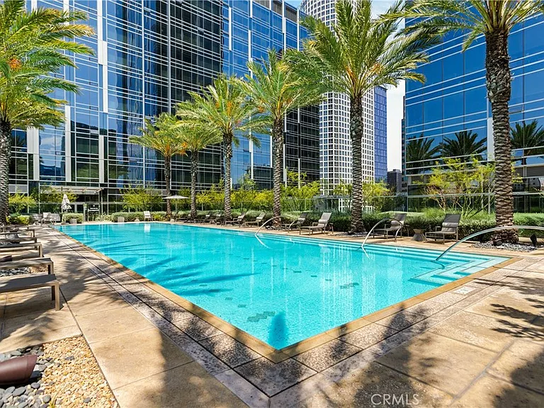 877 Francisco St #717 — Photo 12