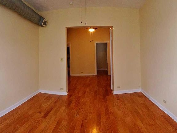 2nd image of 1823 W North Ave #2BR