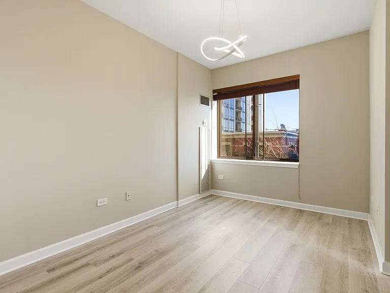 1322 S Prairie Ave #408 — Photo 29