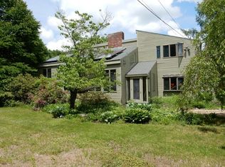 32 Madigan Ln, Harvard, MA 01451