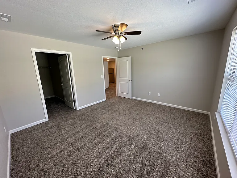 Hummingbird Heights — Photo 28
