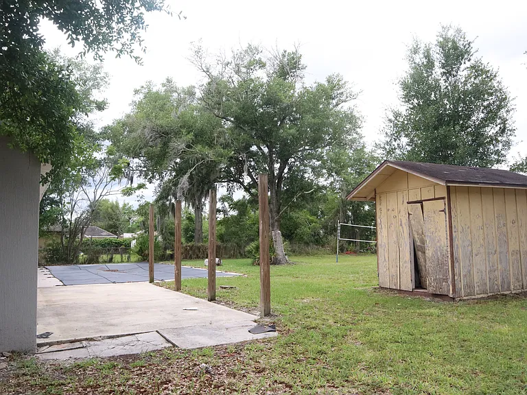 990 Windbrook Dr — Photo 13