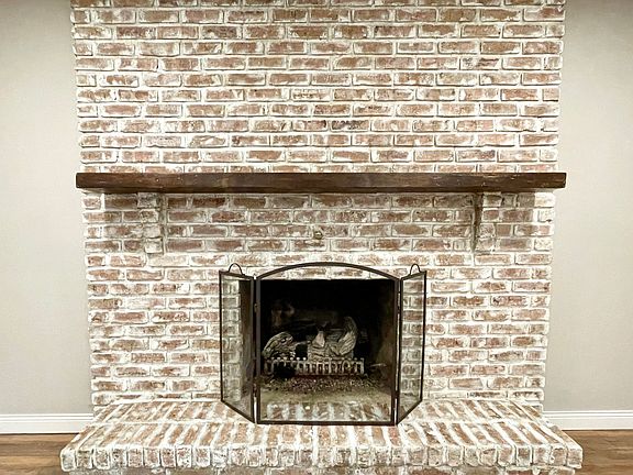 4th image of 248 Fox Trail Dr
