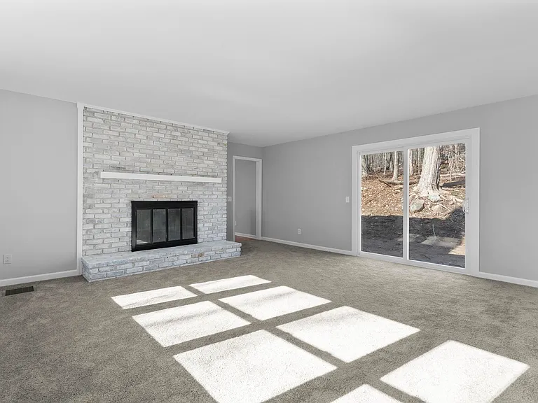 40 Harkness Dr — Photo 27