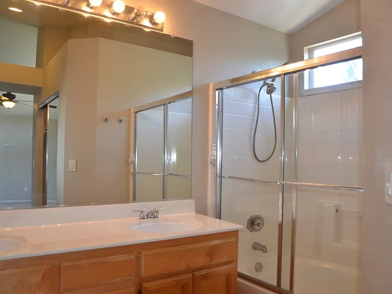 845 Shelborne Dr — Photo 18