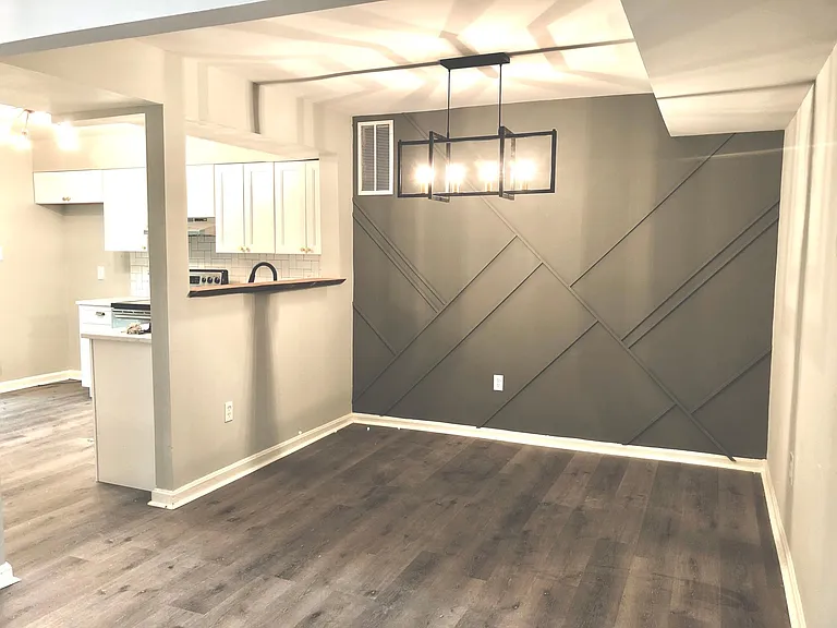 Chic dining room