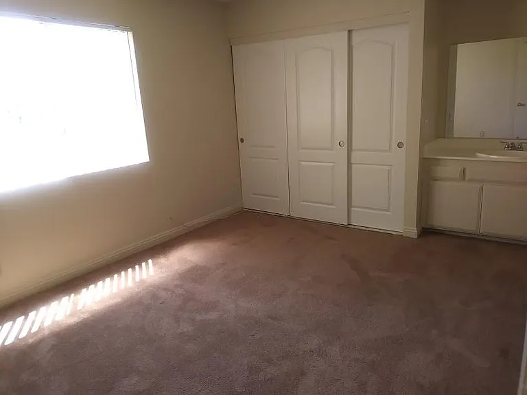 17874 Marygold Ave — Photo 10