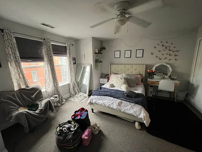 1803 W Berks St — Photo 17