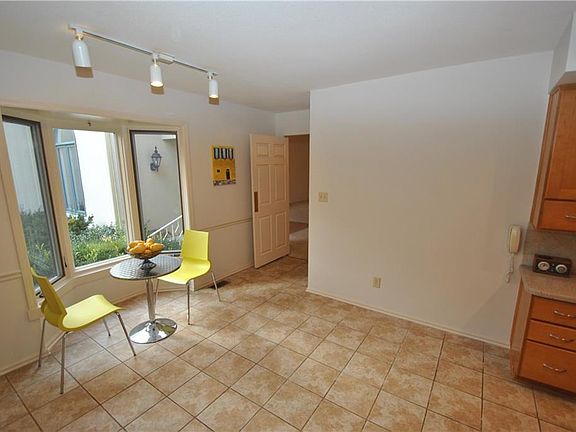 5th image of 1774 Dunaway Ct