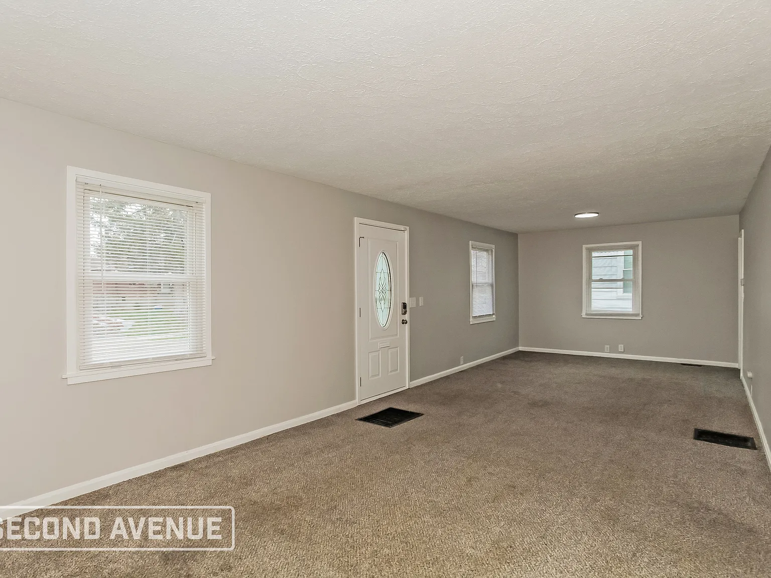 4 bed, 2.0 bath, 1545 sqft, $1,695 — Photo 4