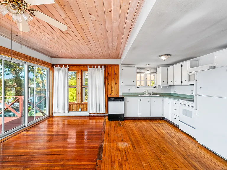 23 Waterfront Ln — Photo 13