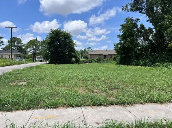 2000 Flood St, New Orleans, LA 70117