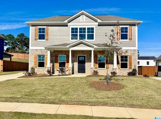 469 Avondale Ln, Pell City, AL 35125