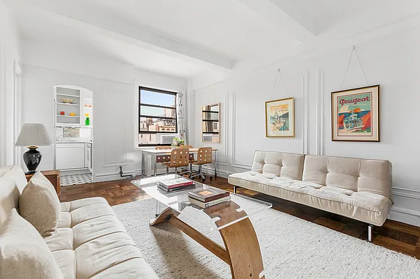 Sold by Compass | media 2