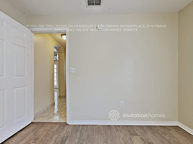 1813 Snaresbrook Way — Photo 9