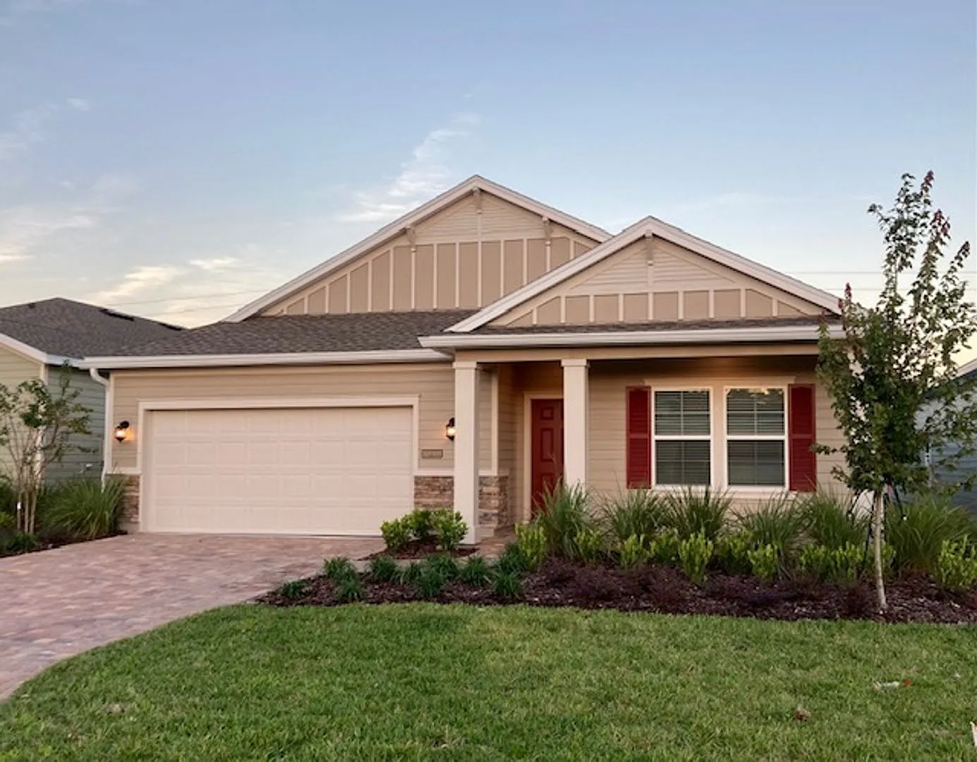 Comfortable 3 Bedroom Home With Great Outdoor Space — Photo 1