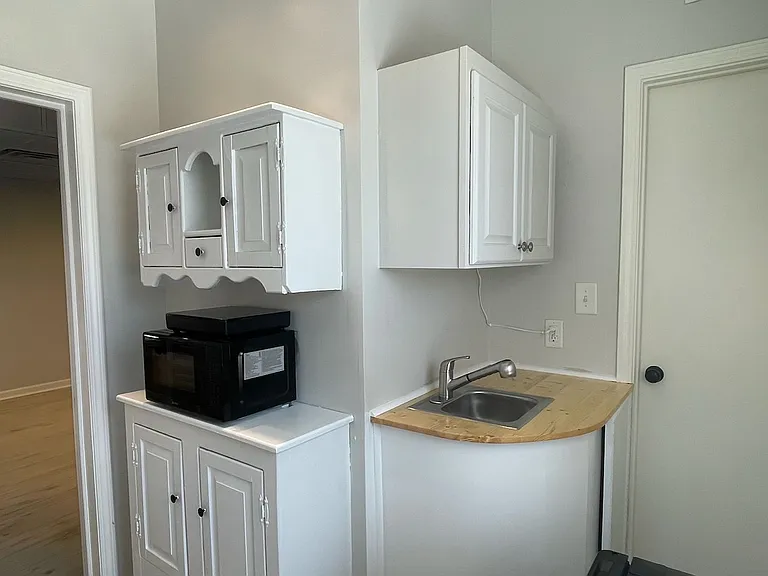 55 Clifton St SE — Photo 6