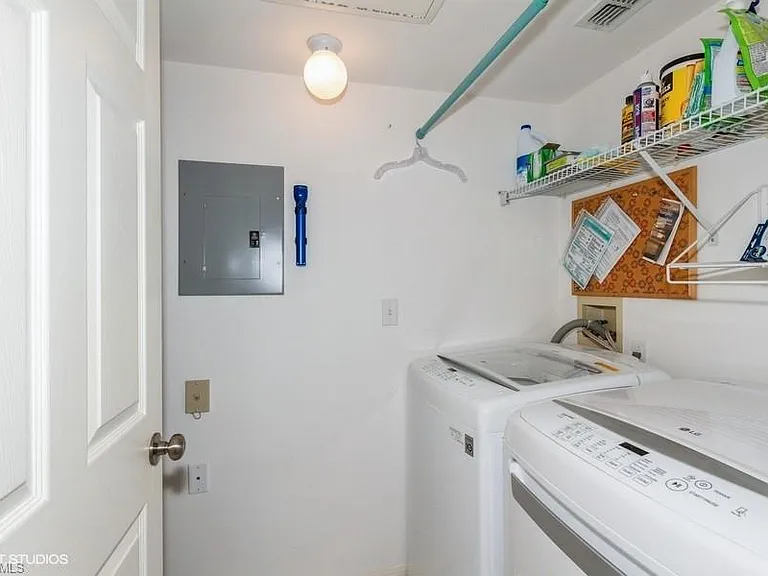 2885 Citrus Lake Dr #N-305 — Photo 23