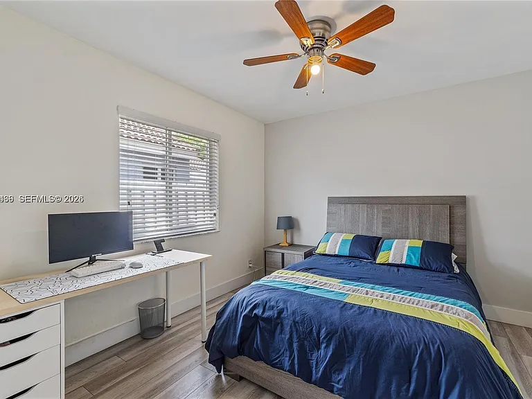 1356 Presidio Dr — Photo 10