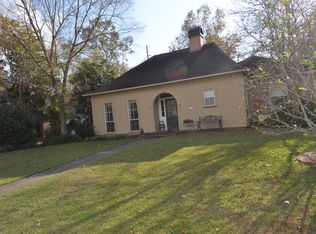 1137 Elmcrest Dr, Baton Rouge, LA 70808